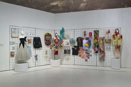 “Les Monstrueuses”: Kévin Germanier a Losanna tra moda e riuso “Les Monstrueuses” a Losanna, « Les Monstrueuses » à Lausanne (c) guillaumepython