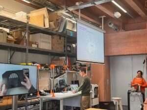 FabLab SUPSI a Mendrisio, in Ticino (c) CC BY SA 2_0 Wikideas1 Wikimedia Commons