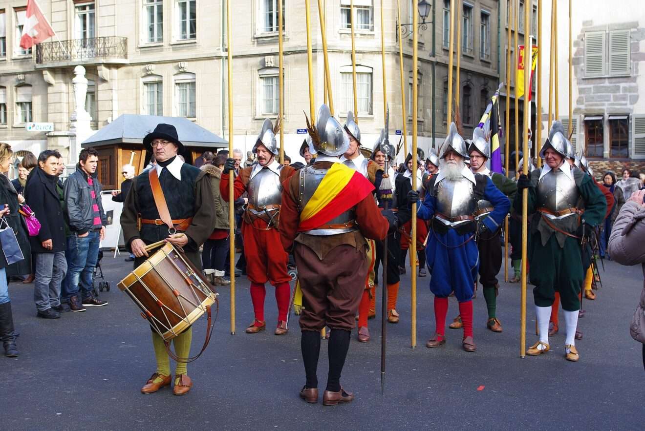 La Fête de l’Escalade a Ginevra, la Fête de l’Escalade à Genève (c) CC BY-SA 3.0, Clément Bucco-Lechat, Wikimedia Commons