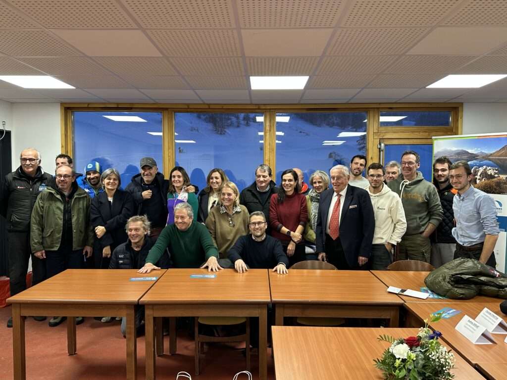 La rencontre à Montegenèvre des skis club de la CHAV, le 25 novembre 2025 (c) Mairie de Montgenèvre