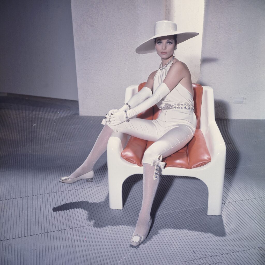 “Candy e il suo pazzo mondo”, Christian Marquand, 1968; Elsa Martinelli ritratta durante la lavorazione del film; Foto di Angelo Frontoni (c) Museo nazionale del cinema / CSC-Cineteca nazionale