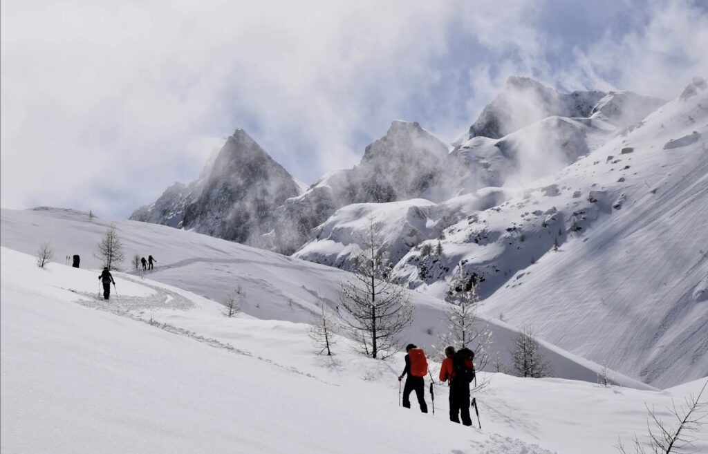 Atelier sécurité hivernale au Parc DVA d’Aiguilles (c) Parc naturel du Queyras
