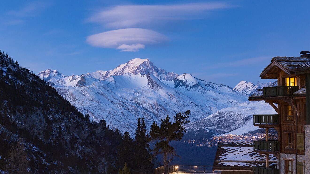 La riunione del Consiglio nazionale della montagna svoltasi lo scorso venerdì 12 dicembre; La réunion du Conseil national de la montagne qui s'est tenue vendredi 12 décembre dernier (c) CC BY-SA 4.0, Dmitry A. Mottl, Wikimedia Commons