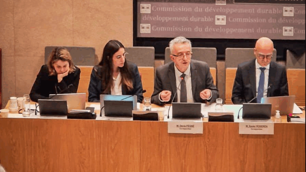 Rapport Roseren-Fégné sur la transition des stations de ski de montagne La présentation du Rapport Roseren - Fégné, le 17 décembre 2025 (c) Assemblée Nationale