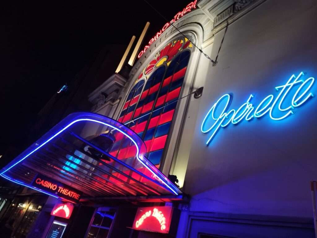 Café Théatre - Revue genevoise