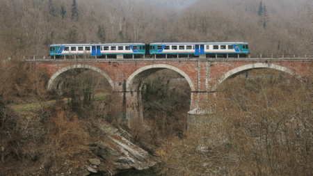 In Piemonte, per la ferrovia Ceva-Ormea ci vorranno 50 milioni e quattro anni Ceva-Ormea, un ponte della ferrovia (c) CC BY SA 3_0 Giorgio Stagni Wikimedia Commons