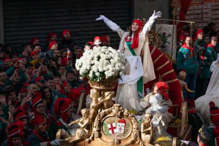 Lo Storico Carnevale di Ivrea, Le Carnaval Historique d’Ivrée (c) Ufficio stampa Storico Carnevale di Ivrea