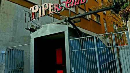 L'ingresso del Piper Club a Roma (c) CC BY SA 4_0 Carlo Dani Wikimedia Commons