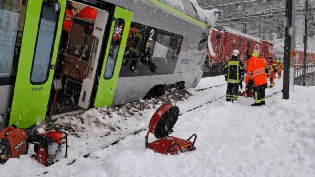 Avalanche en Valais, un train déraille le 16 février 2026 (c) Police cantonale valaisanne
