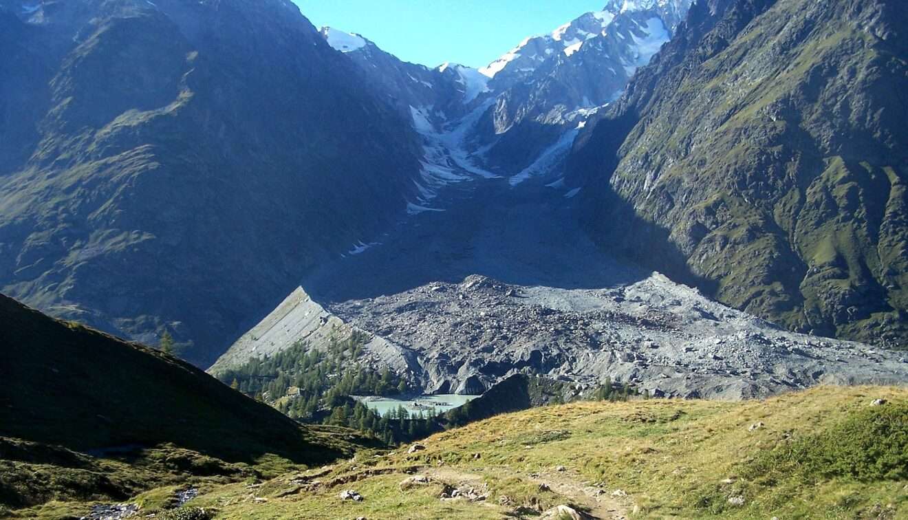 Il Ghiacciaio del Miage a Courmayeur, Le Glacier du Miage à Courmayeur (c) CC BY-SA 2.5, X-Weinzar, Wikimedia Commons