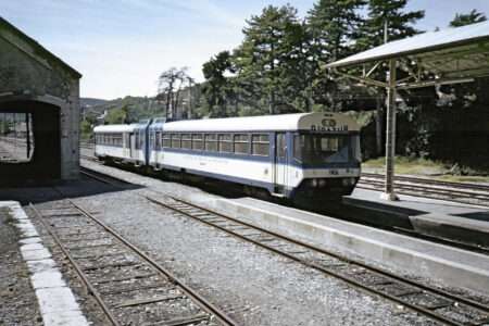 Alpazur, il primo treno Ginevra-Nizza, Alpazur, le premier train Genève-Nice (c) CC BY-SA 3.0, Roehrensee, Wikimedia Commons