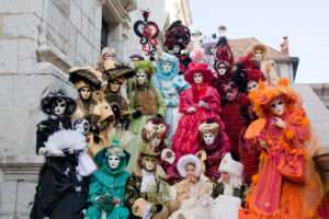 Il Carnevale veneziano di Annecy, Le Carnaval vénitien d’Annecy (c) CC BY-SA 3.0, Sdalu, Wikimedia Commons
