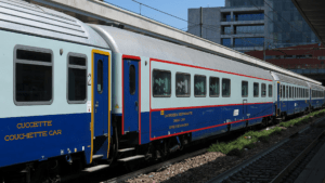 Vagoni dei Treni turistici italiani, a Milano Garibaldi nel 2025 (c) CC BY SA 3_0 Giorgio Stagni Wikimedia Commons