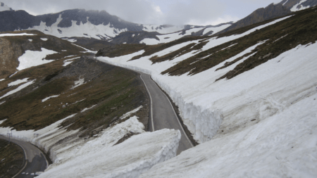 Le col de l’Echelle ouvert, le col de l’Agnel dès le 29 mai Col de l'Agnel (c) abracadabra - CC BY 3.0 - Wikimedia Commons