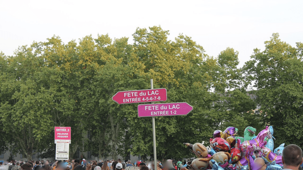 Fête du lac d'Annecy (c) CC BY-SA 4.0, B. Brassoud, Wikimedia Commons