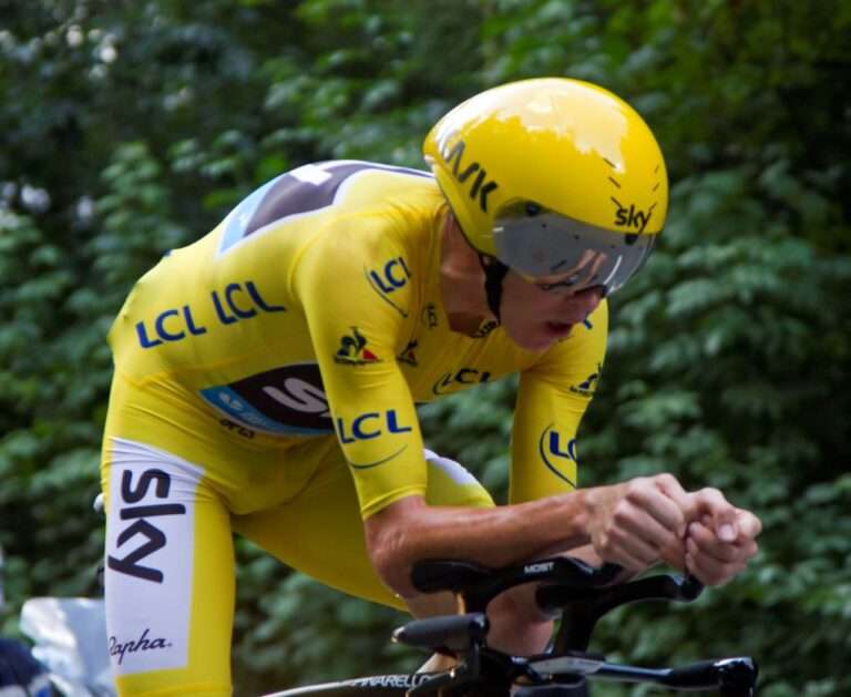 Tour de France (c) CC BY-SA 2.0, filip bossuyt from Kortrijk, Belgium, Wikimedia Commons