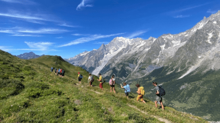 Séjours transfrontaliers Mont-Blanc 2026 : 36 jeunes valdôtains, savoyards et valaisans Dans l'Espace Mont Blanc (c) Espace Mont Blanc Fanny Forest