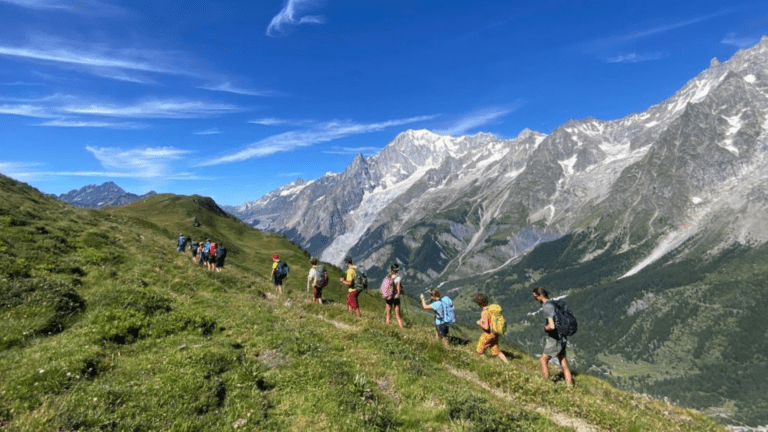 Séjours transfrontaliers 2026: 36 valdostani, savoiardi e vallesani intorno al Monte Bianco Dans l'Espace Mont Blanc (c) Espace Mont Blanc Fanny Forest
