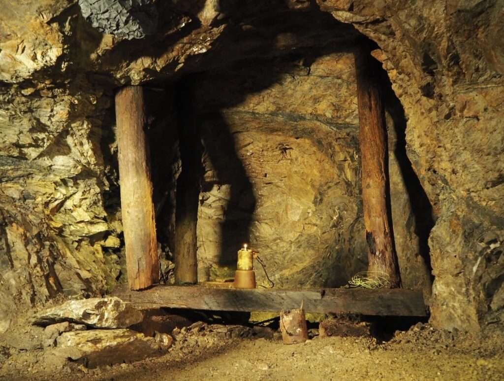 Scorci delle gallerie (c) Interreg Italia-Svizzera MinerAlp