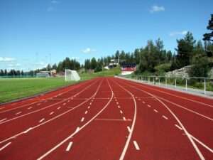 Piste di atletica leggera, Pistes d'athlétisme (c) Public domain, Wikimedia Commons