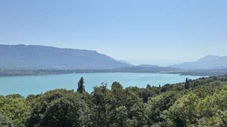 Lac du Bourget: nuova fase operativa per la Riserva della biosfera UNESCO Lac du Bourget (c) CC BY-SA 4.0, Mathieu Brossais, Wikimedia Commons