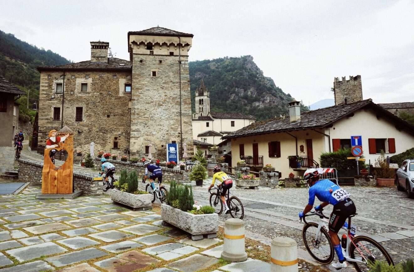 Il Giro ciclistico internazionale della Valle d’Aosta, Le Tour cycliste international de la Vallée d'Aoste (c) Facebook, Giro della Valle d’Aosta