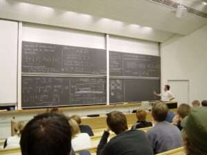 Formazione scientifica Alpi, Formation scientifique Alpes (c) Public domain, Tungsten, Wikimedia Commons