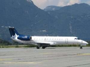 Embraer ERJ 135, Aéroport de Chambéry-Savoie, 2018 | Anthony Levrot, Wikimedia Commons, CC-BY-SA-4.0