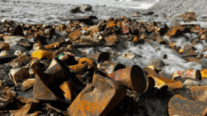 I ritrovamenti di rifiuti sulla Barre des Écrins, La découverte des déchets sur la Barre des Écrins (c) Davide Marcucci