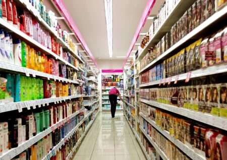 La crisi climatica e i prezzi dei beni di uso quotidiano, La crise climatique et les prix des produits de consommation courante (c) CC BY-SA 4.0, Lars Frantzen, Wikimedia Commons