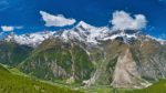 Il Weisshorn che domina il villaggio di Randa / Le Weisshorn qui domine le village de Randa (c) Daniel R. @misterjackdaniel, Unsplash