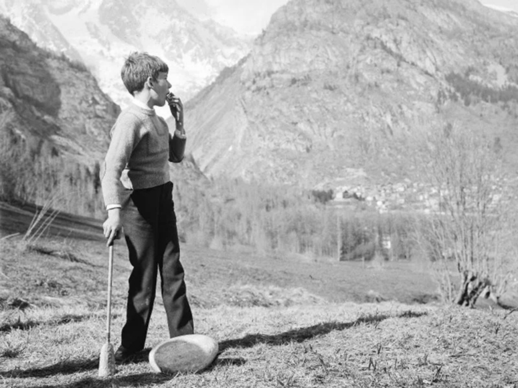 Jeux d'antan (c) Archives BREL Région autonome Vallée d'Aoste