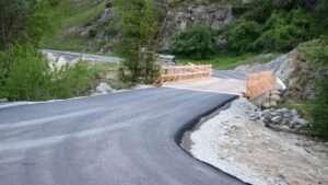 La route provisoire en reconstruction près de Blatten (c) État et Canton du Valais