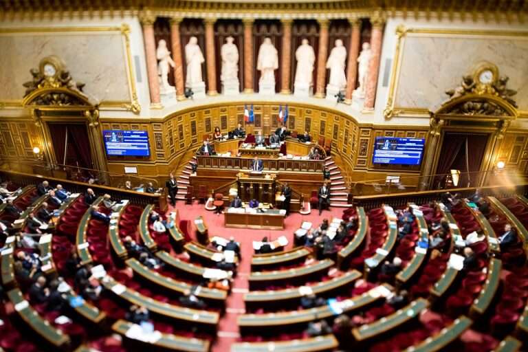 Senato francese, gli eletti nelle Alpi, Renaud Muselier passa da Marsiglia a Parigi Le Sénat au Palais du Luxemblourg, à Paris (c) CC BY SA 4 0 Jacques Paquier Wikimedia Commons