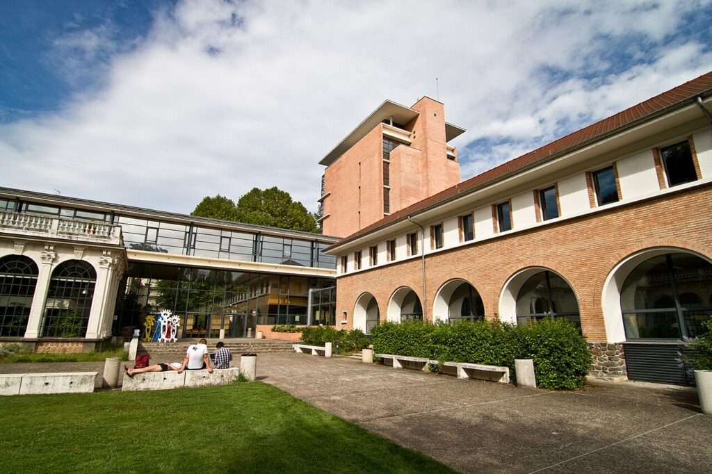Pôle Universitaire Lardy de Vichy de l'université Clermont-Auvergne (c) Université Clermont Auvergne