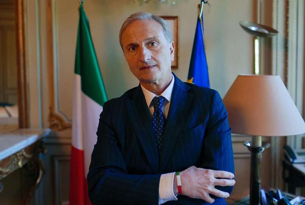 Luca Sabbatucci, il nuovo ambasciatore di Italia in Svizzera, Luca Sabbatucci, le nouveau ambassadeur d’Italie en Suisse (c) Rappresentanza permanente di Italia presso le organizzazioni internazionali di Parigi