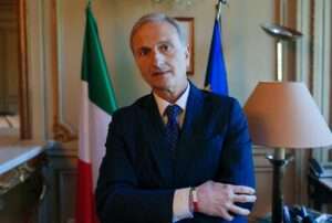 Luca Sabbatucci, il nuovo ambasciatore di Italia in Svizzera, Luca Sabbatucci, le nouveau ambassadeur d’Italie en Suisse (c) Rappresentanza permanente di Italia presso le organizzazioni internazionali di Parigi