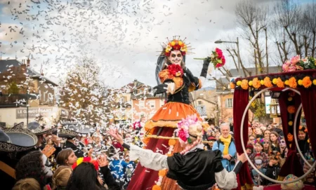 Il Messico nelle Alpi: a Barcelonnette la Festa dei Morti La Festa dei Morti di Barcelonnette, La Fête des Morts de Barcelonnette (c) Bruno Maximin, Ubaye Tourisme