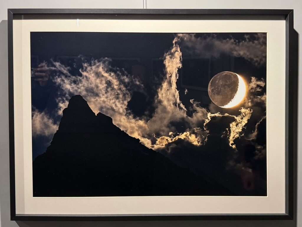 La Luna sul Mont Avic, alla mostra all'Hôtel des États ad Aosta (c) Enzo Massa Micon