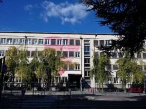 Lycée Emmanuel-Mounier de Grenoble (c) A. Delesse (Prométhée), Wikimedia Commons, CC-BY-SA 3.0